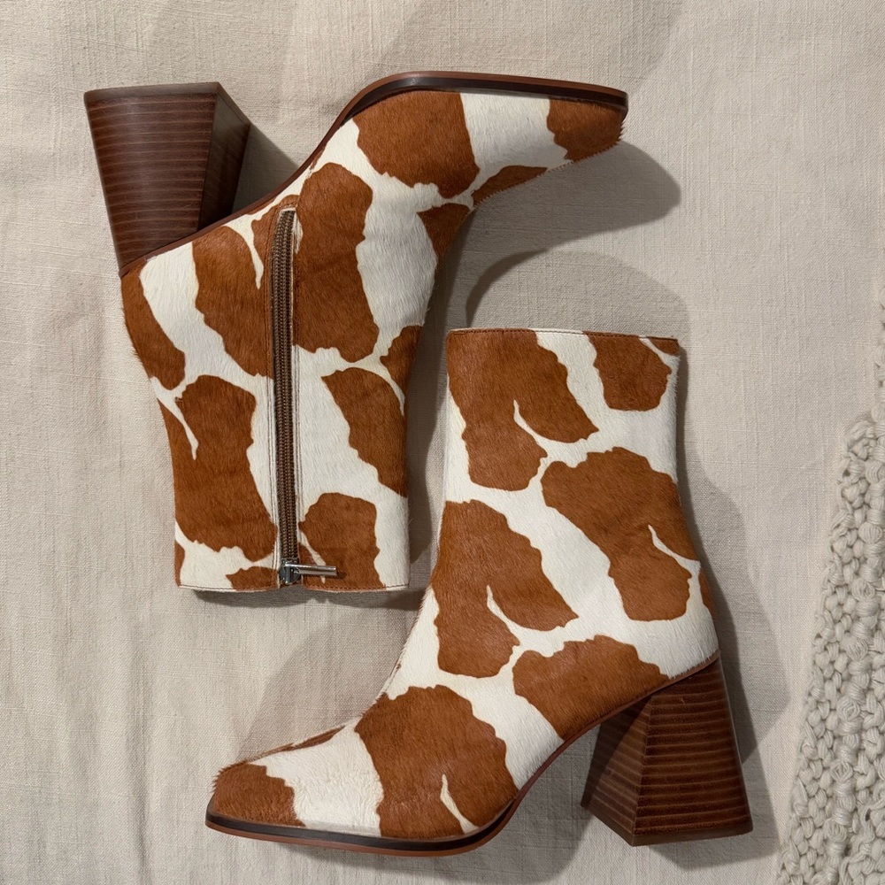 Steve Madden Brown and White Ankle Boots